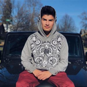 Meet your Posher, Patrick